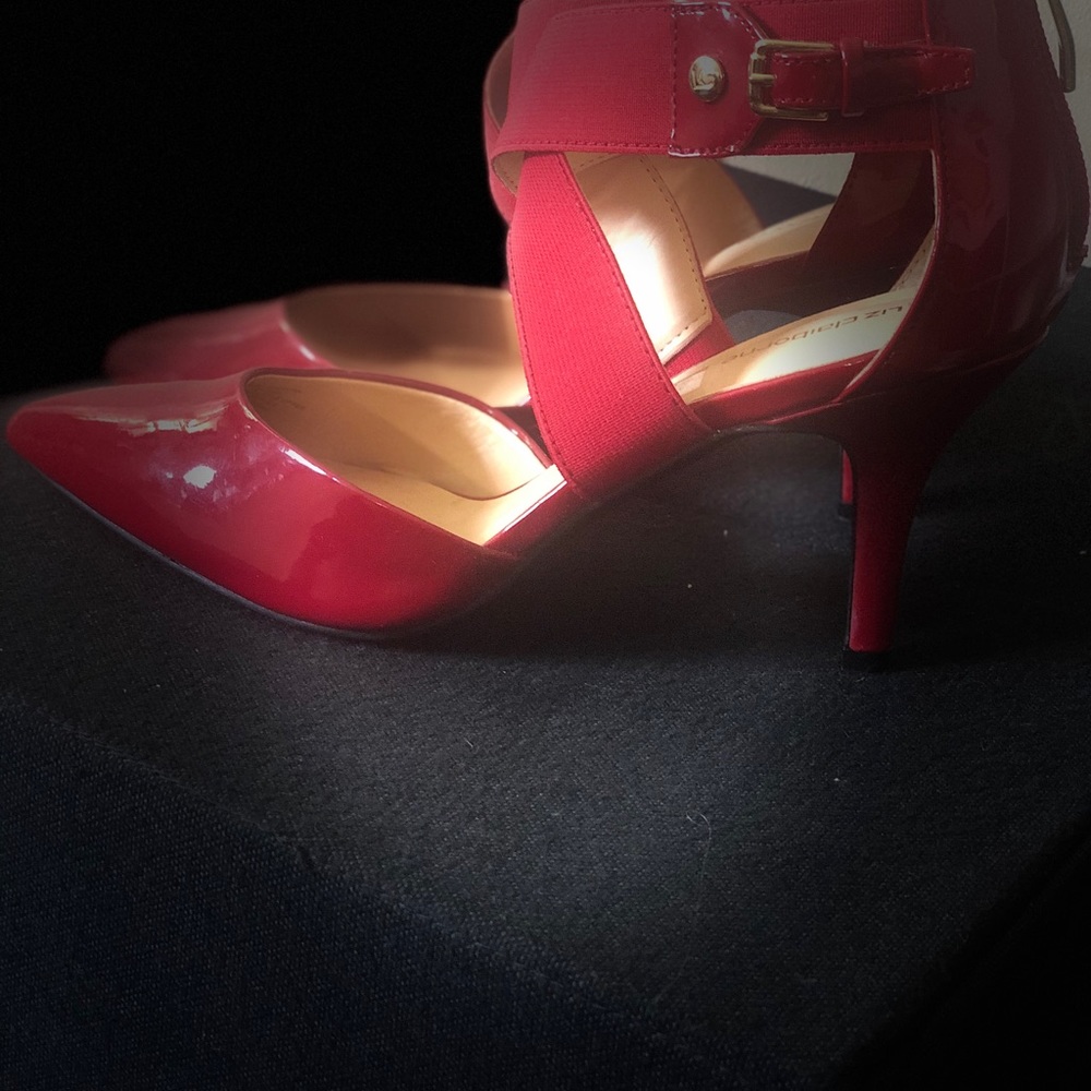 Shoes - Picture 2 of 2